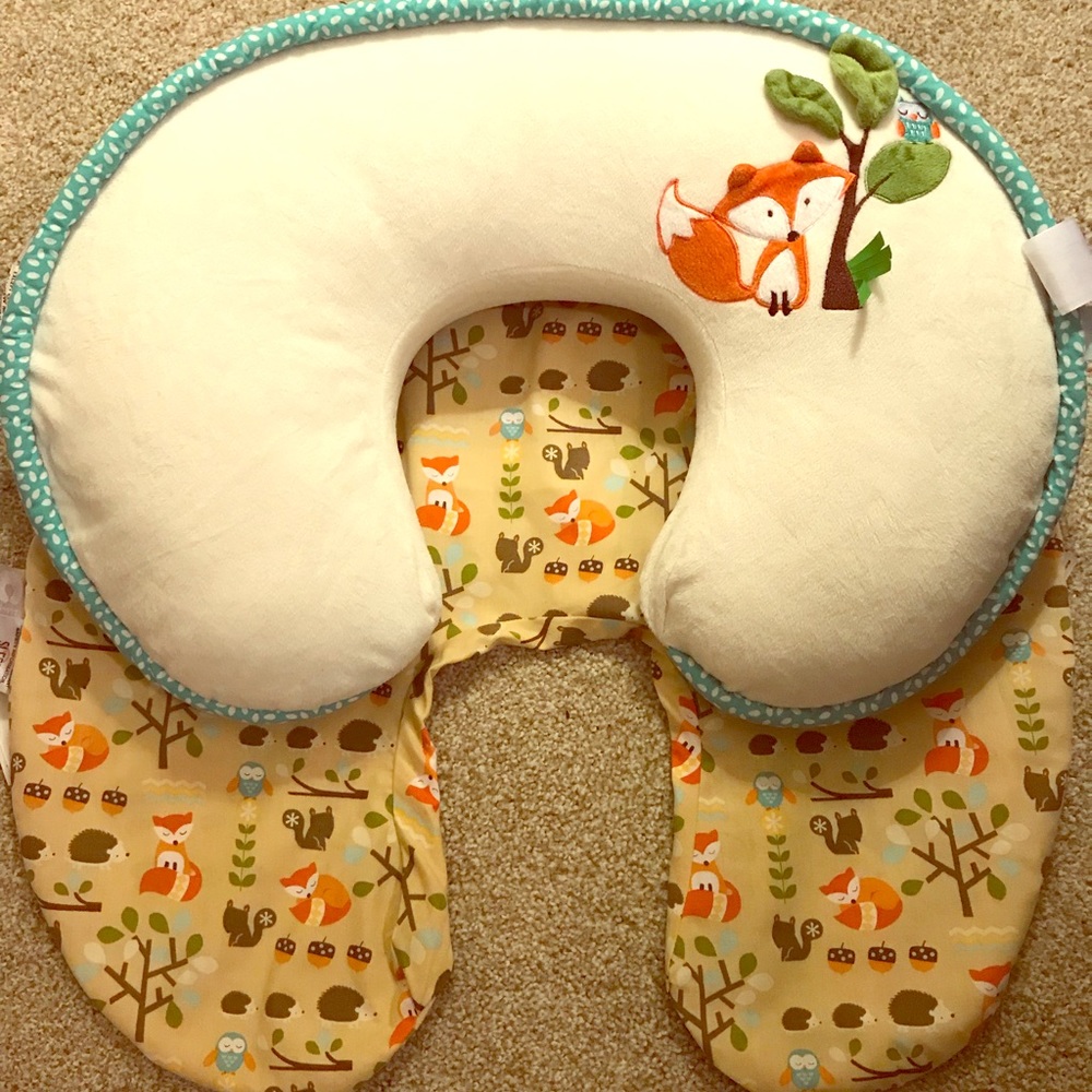 Boppy pillow